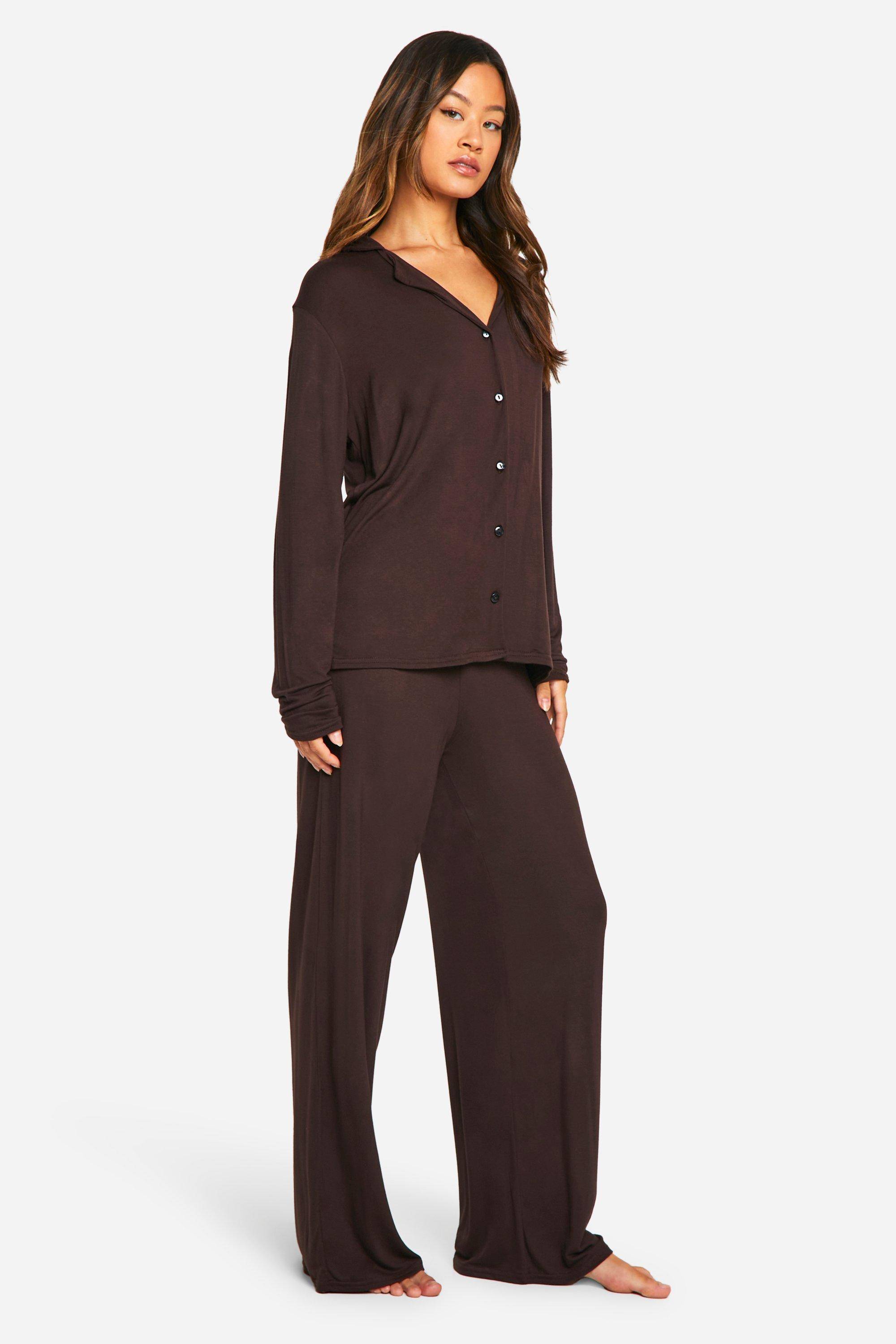 boohoo Ensemble De Pyjama Grande Taille Haut À Manches Longues & Pantalon