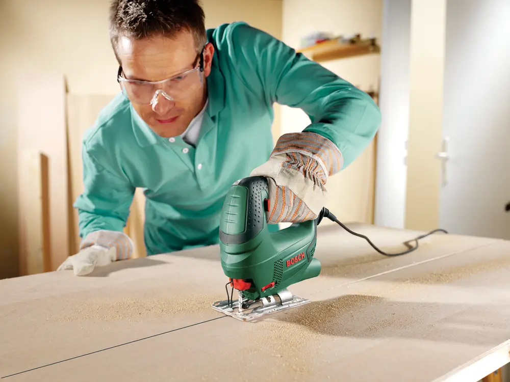 Bosch Stiksav PST 670 med klinger