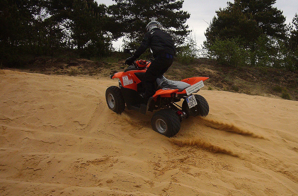 On- & Offroad- Kleine Abenteuer Quadtour Weißwasser