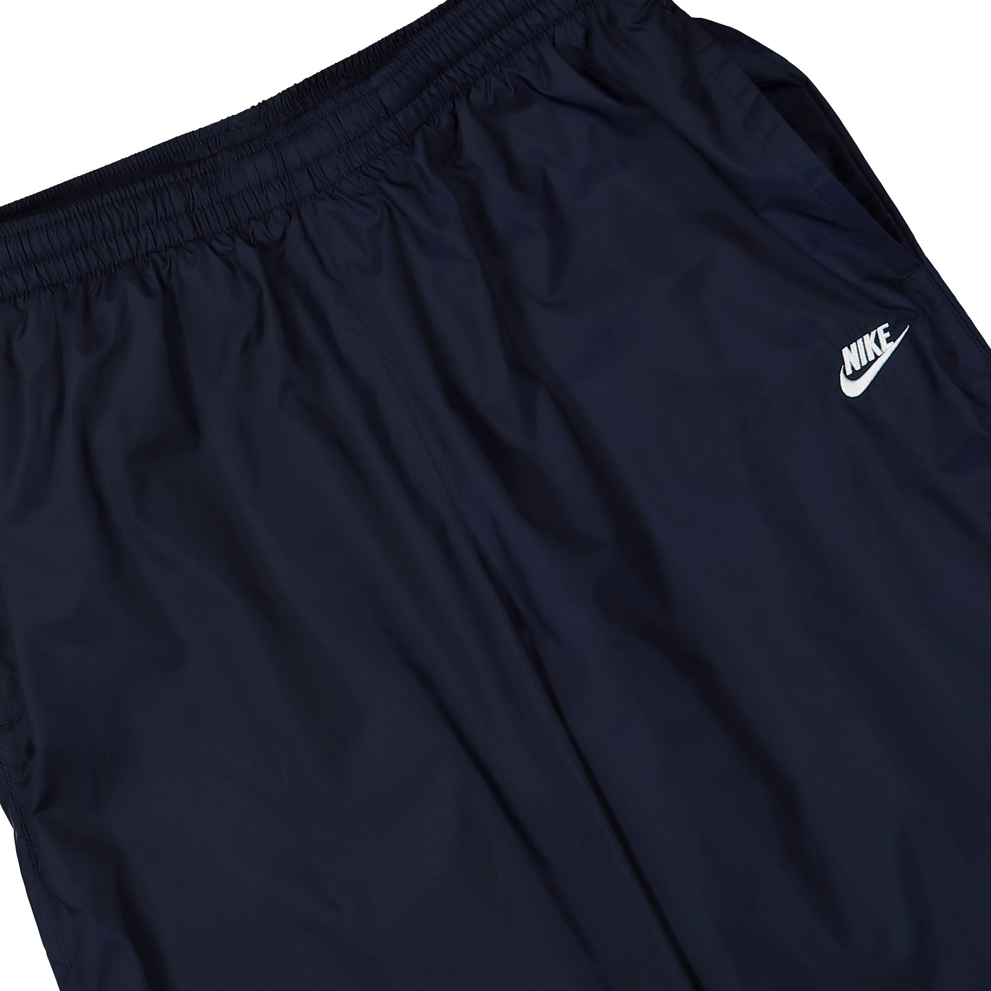 Nike<br>Club Woven Track Suit
