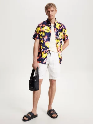Camisa floral de manga curta com modelagem regular