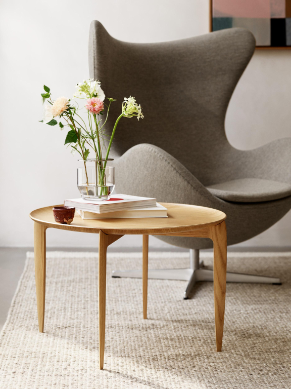 Fritz Hansen Tray salontafel 60 zwart eiken