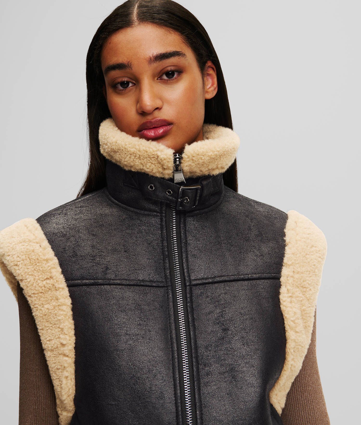 GILET IMITATION DAIM