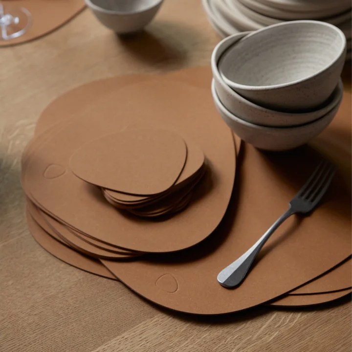 Lind DNA - Geschenkset Curve L, Nupo hellgrau (4 Tischsets   4 Serviettenringe)