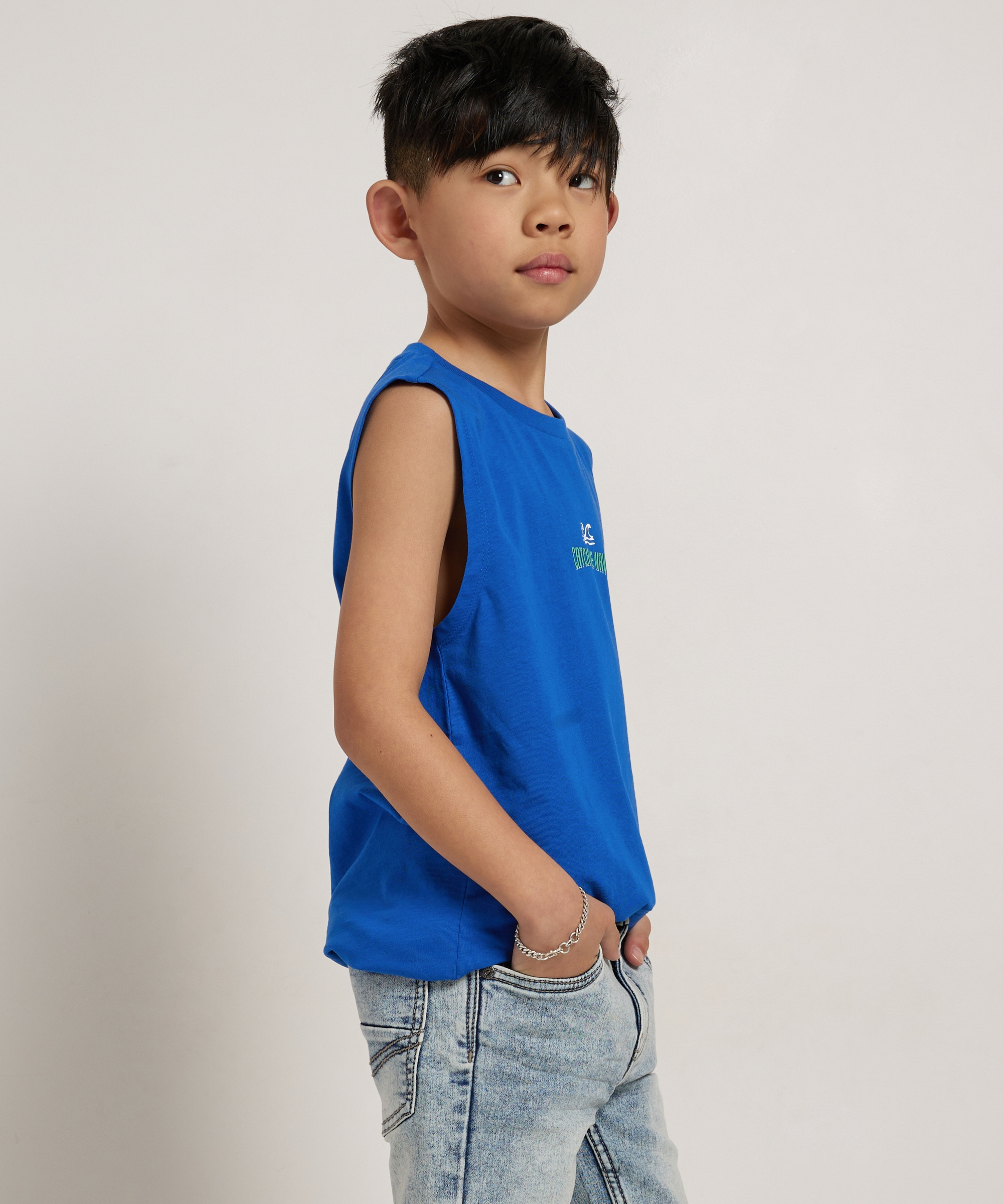 oversized singlet