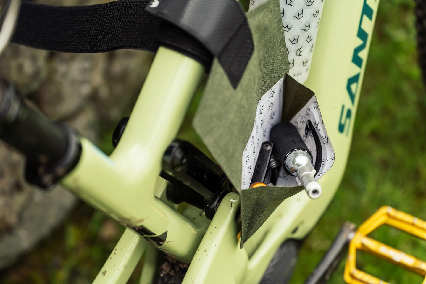 Peaty's HoldFast Tool Wrap