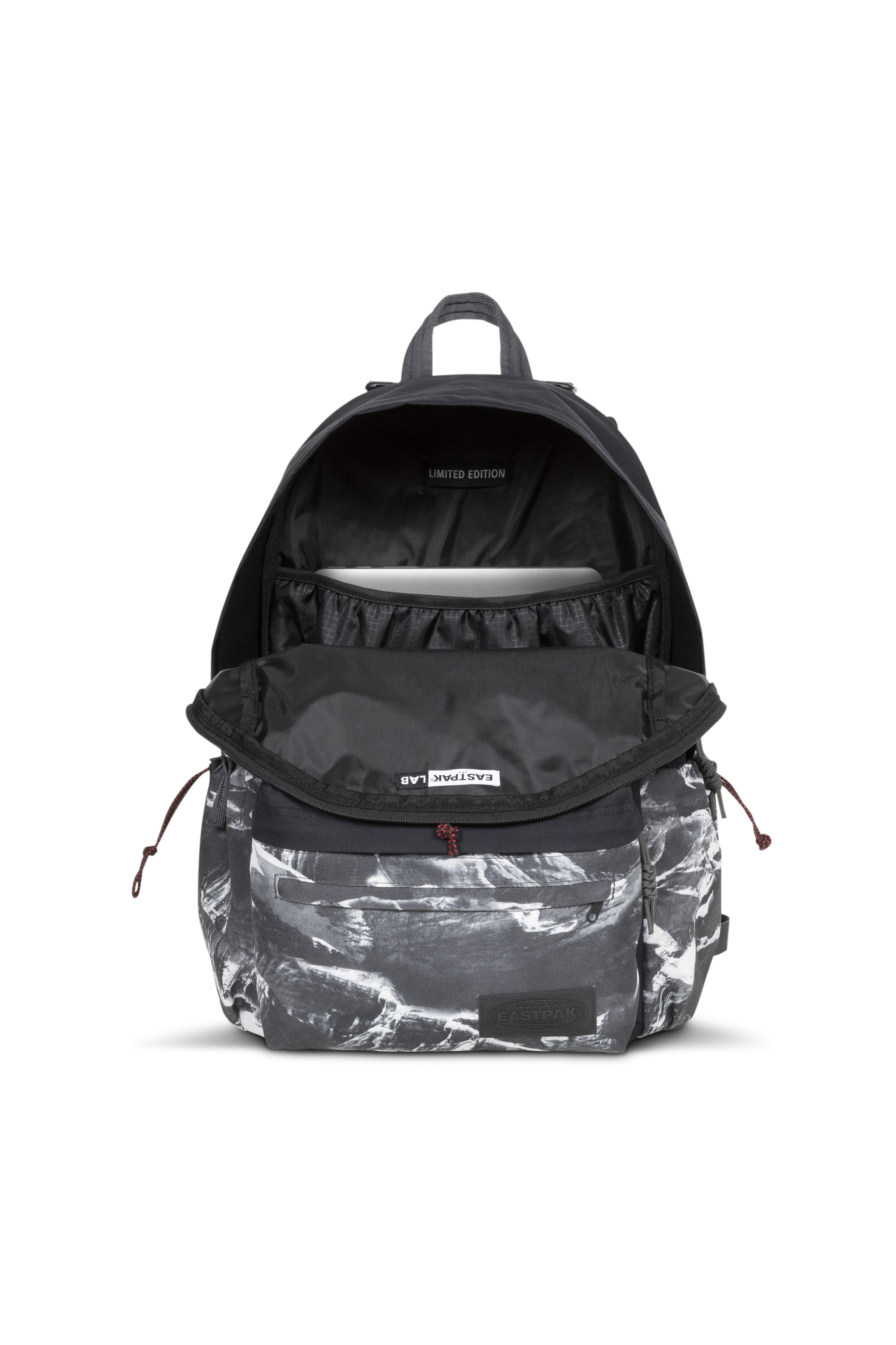 EASTPAK sac à dos  PADDED MOUNT LAB Noir