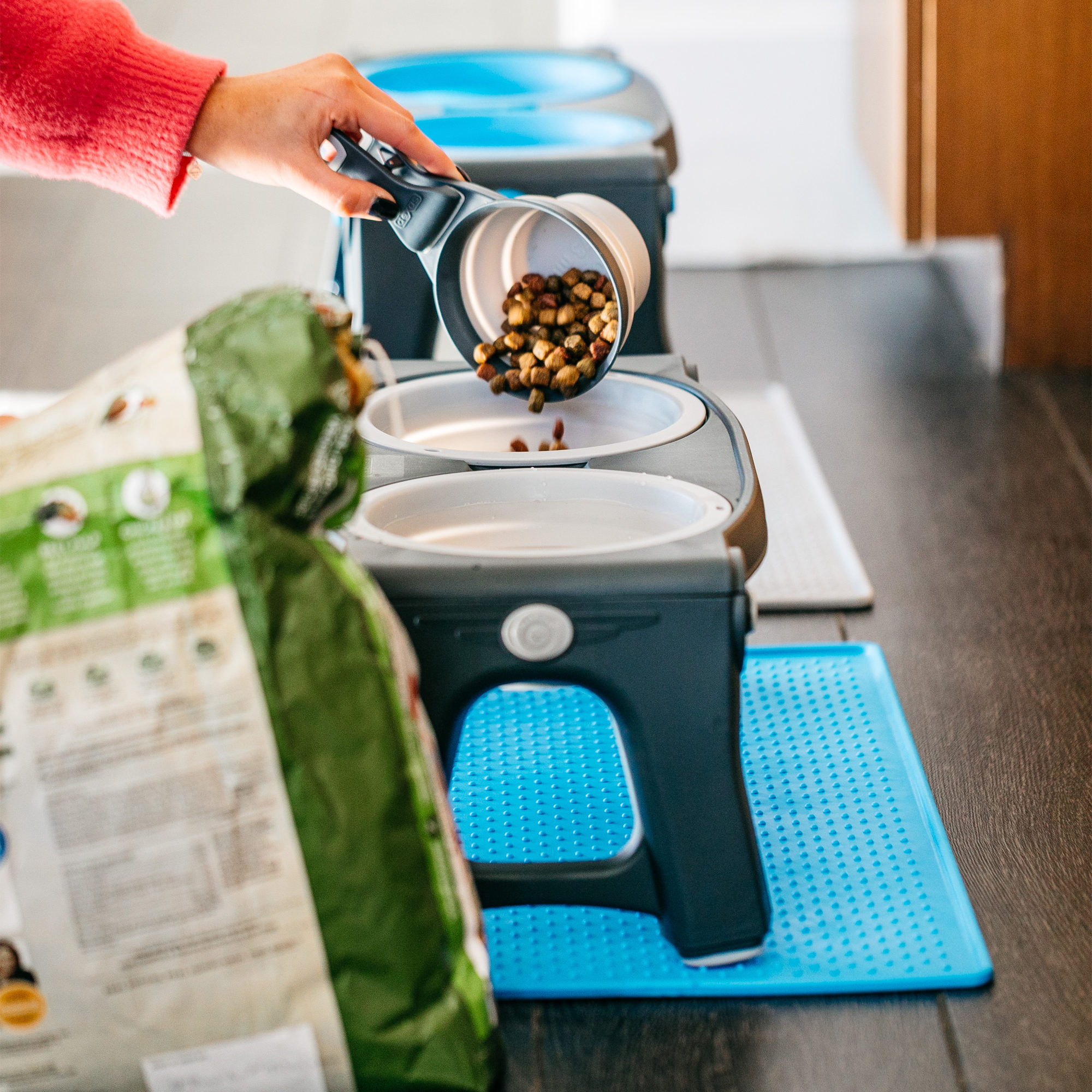 Popware Adjustable Height Pet Feeder