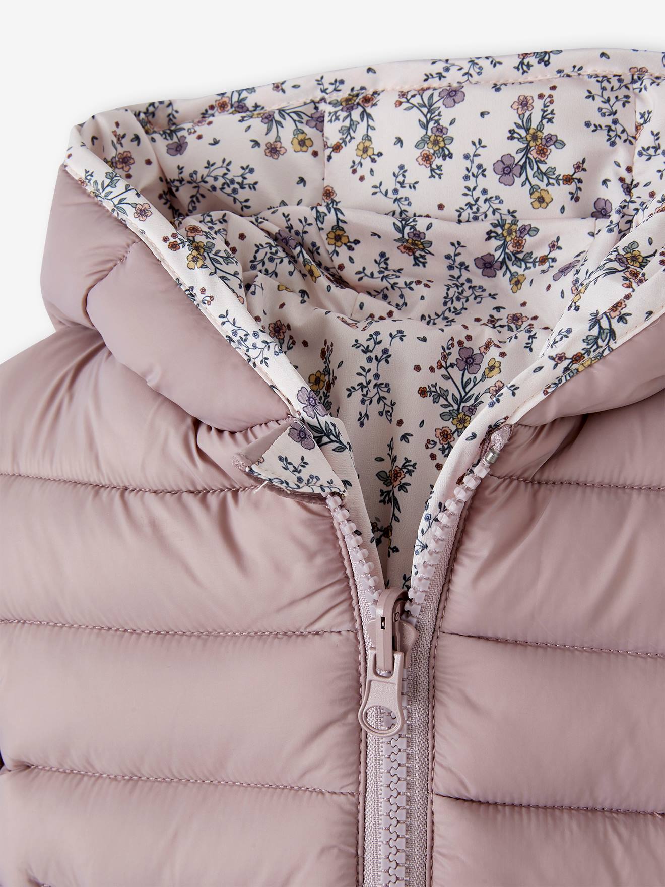 Casaco reversível acolchoado para bebê, roxo médio, liso com estampas.
