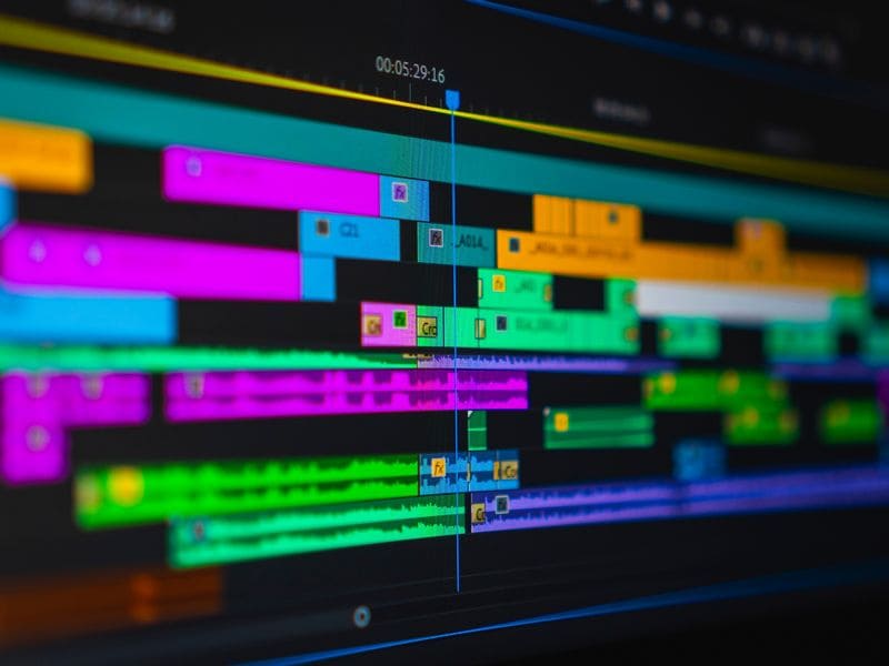 Adobe Premiere Pro ESD, Subscription, WIN & MAC, 1 Jahr Videobearbeitung mit Adobe – da steckt mehr für dich drin