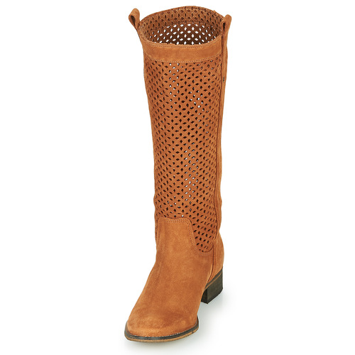 Betty London - DIVOUI Cognac