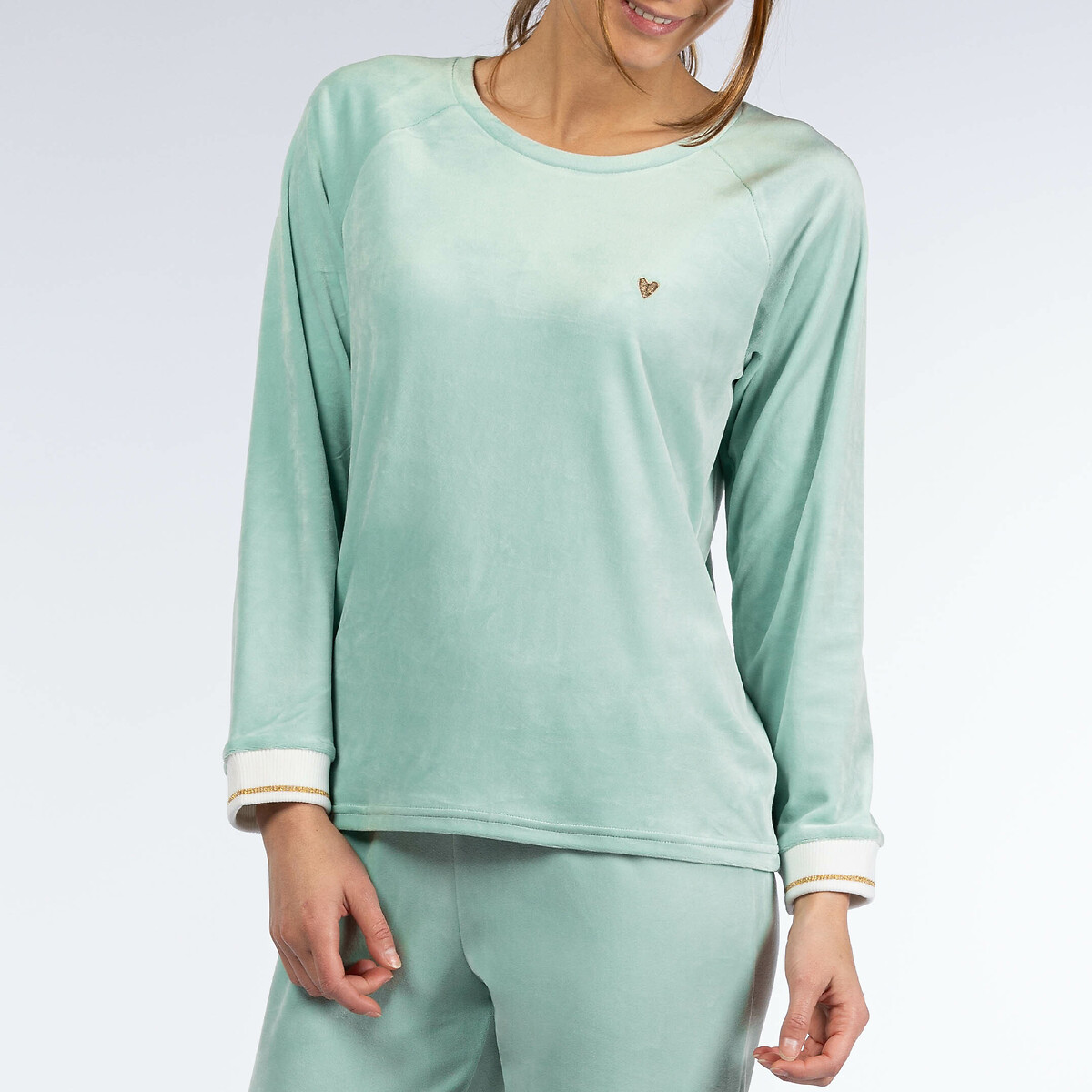 MELISSA BROWN<br>Pijama confortável para usar em casa