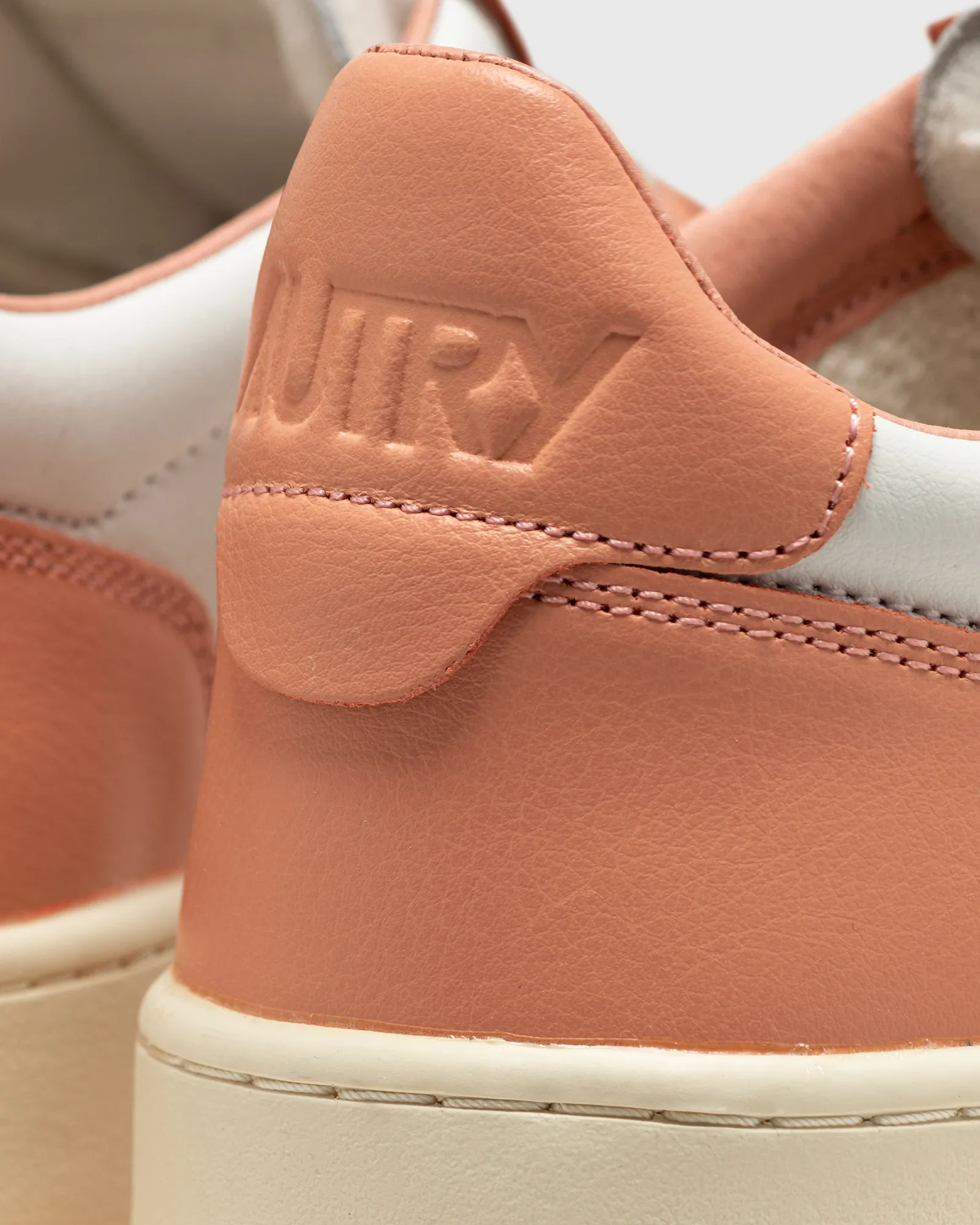 Autry Action Shoes WMNS MEDALIST LOW