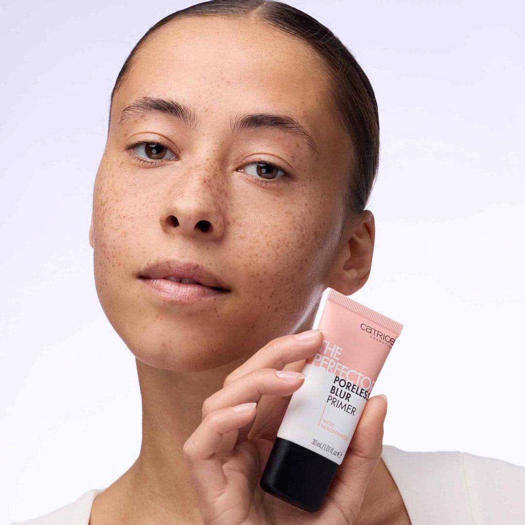 CATRICE  Primário Poreless Blur The Perfector