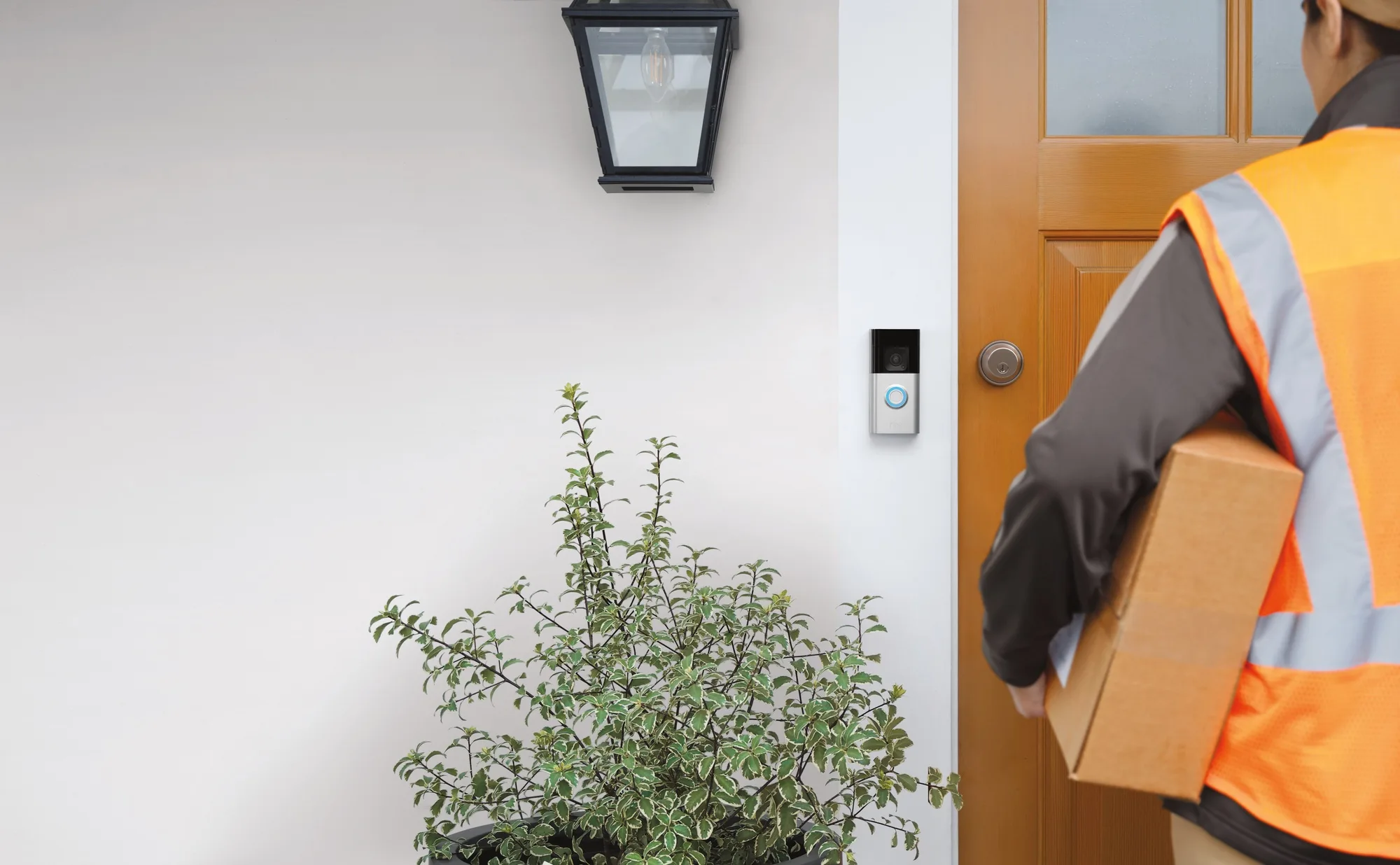 Ring Battery Video Doorbell Plus Nickel Satiné   Chime Sonnette connectée