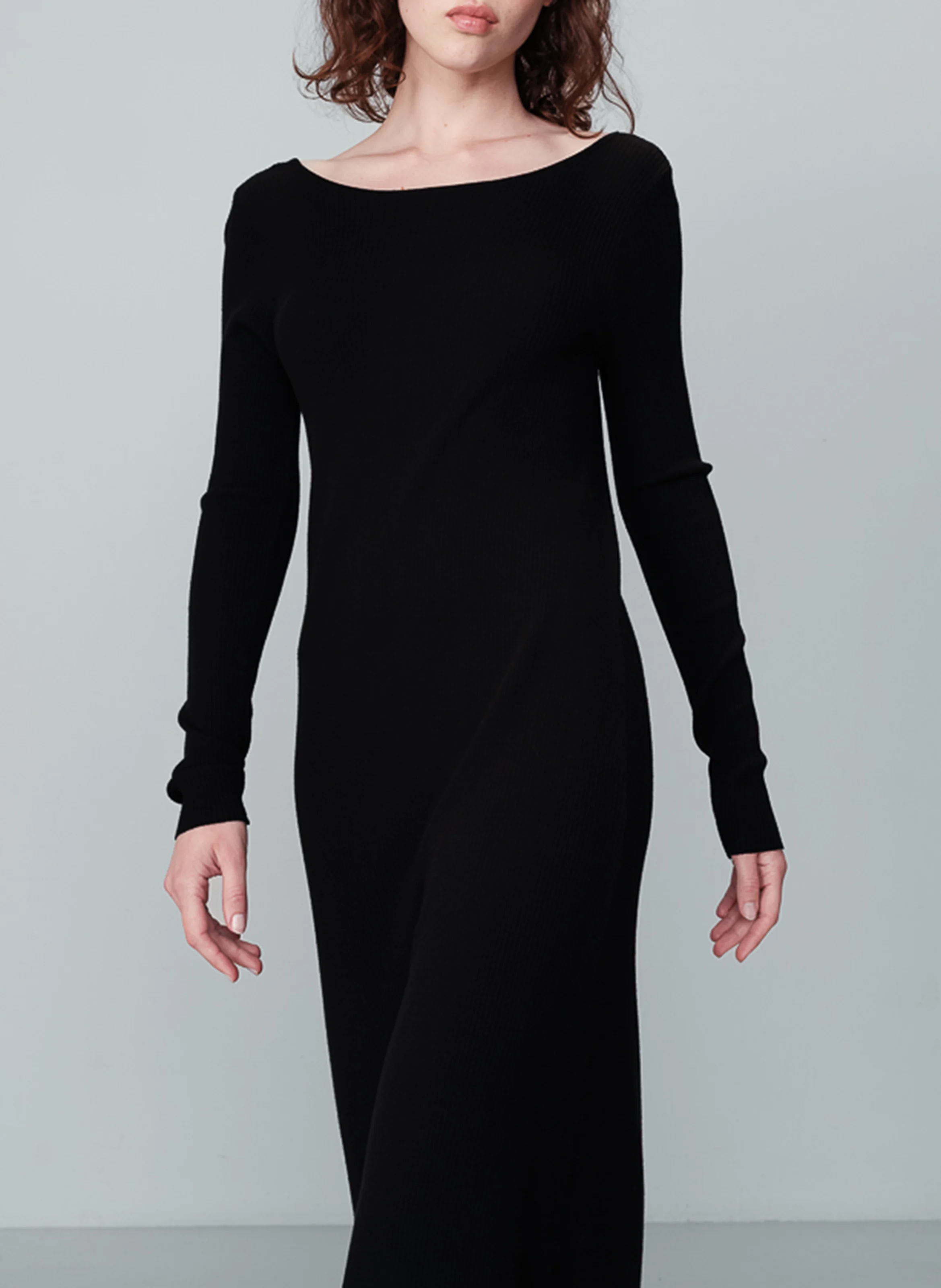 NATHALIE - Robe longue à encolure ronde | Noir