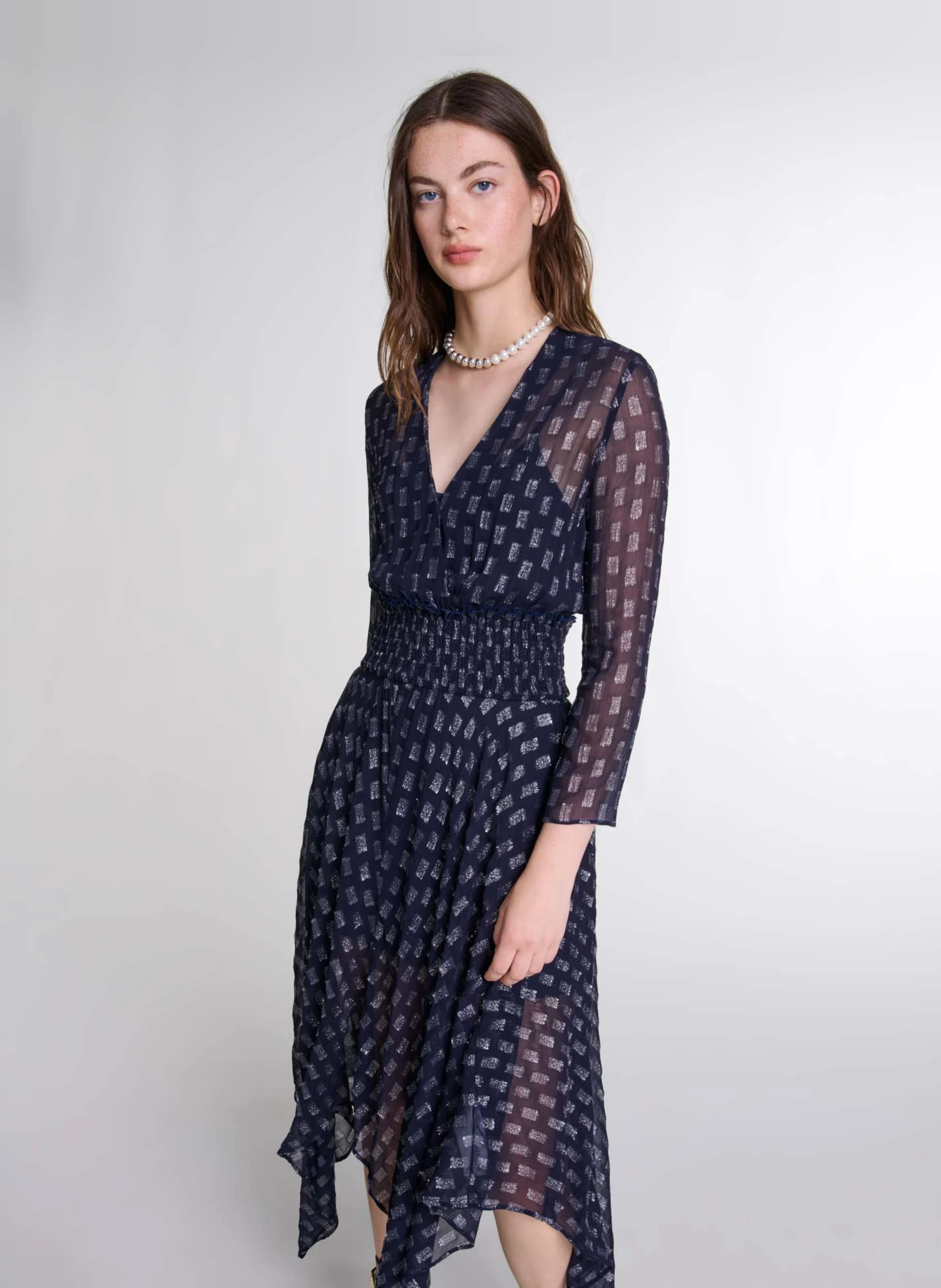 Robe longue cintrée col V | Bleu