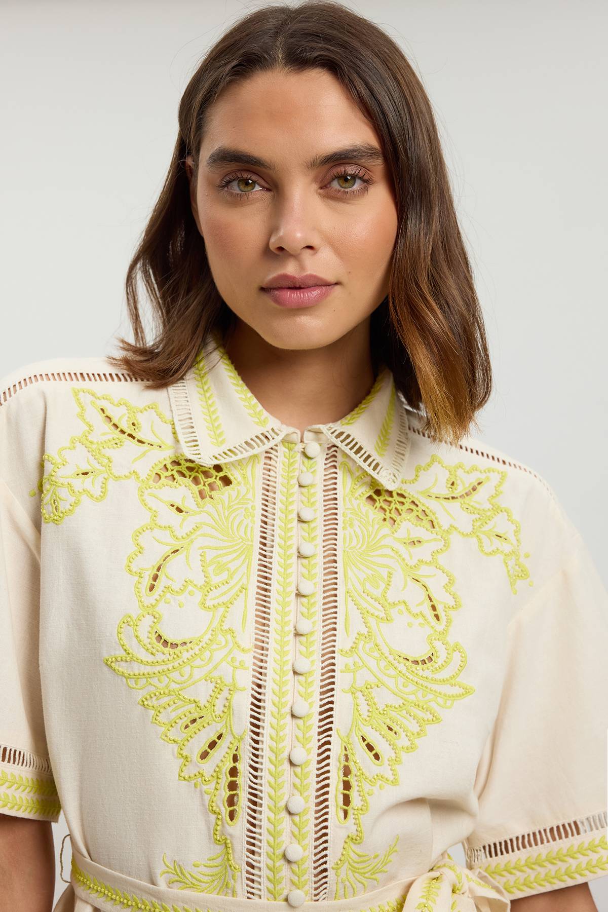 KarenMillen Chemise Coordonnée En Mélange De Lin Avec Broderie Perlée