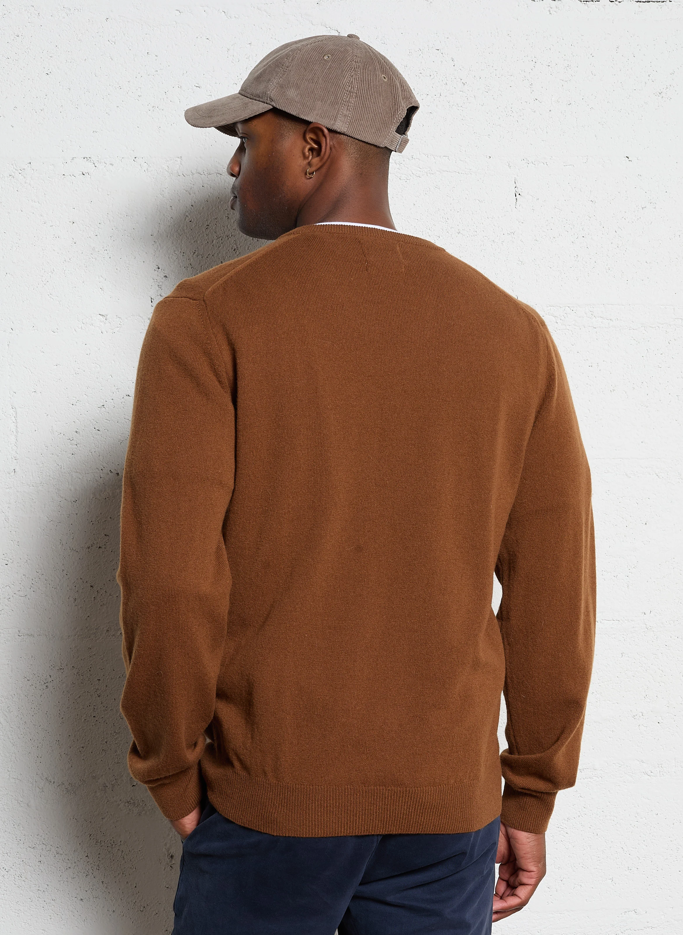 Pull droit col V brodé en laine | Orange