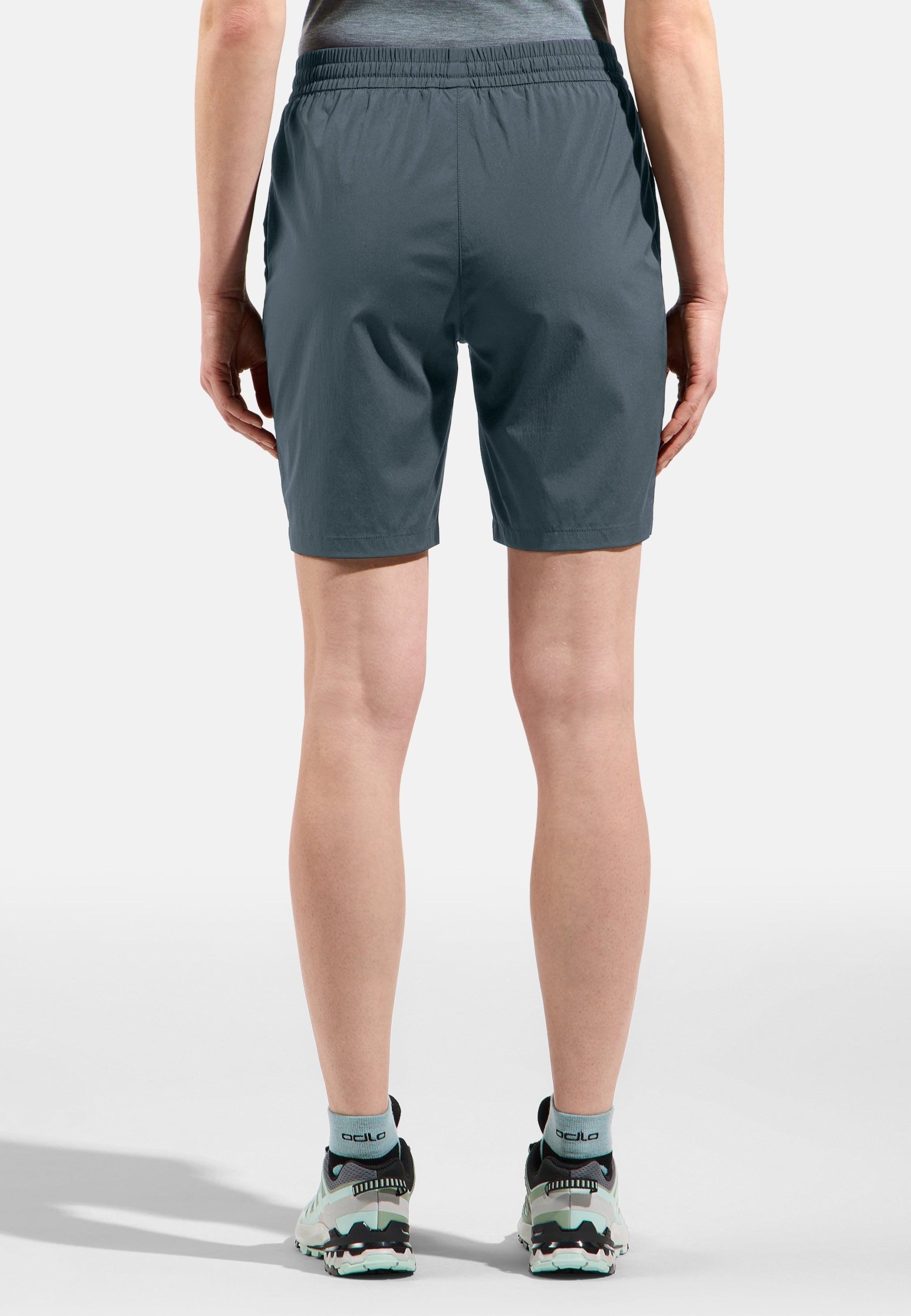 Essentials Wandershorts in dark slate