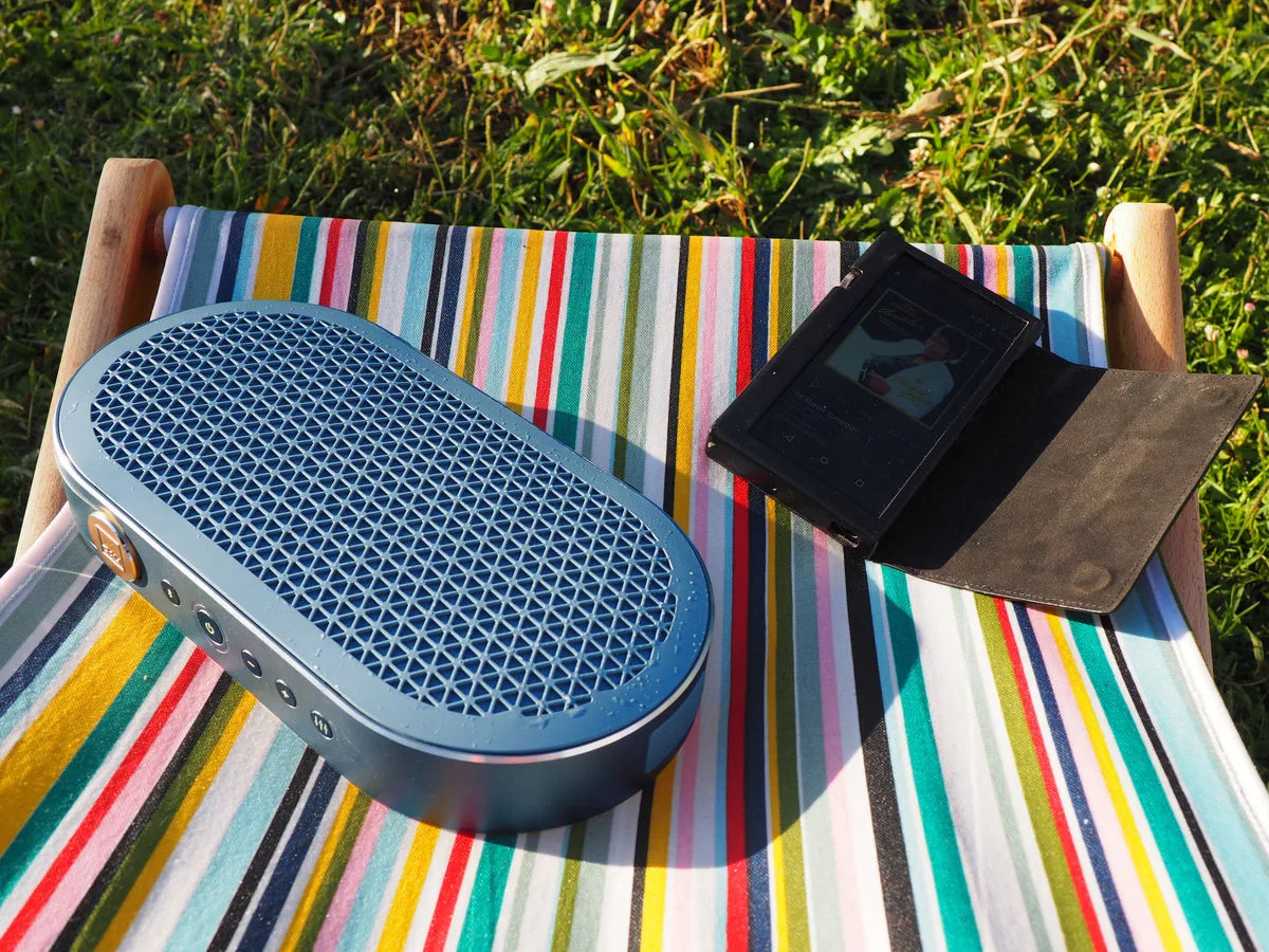 Dali Katch G2 Bleu Enceintes Bluetooth portables