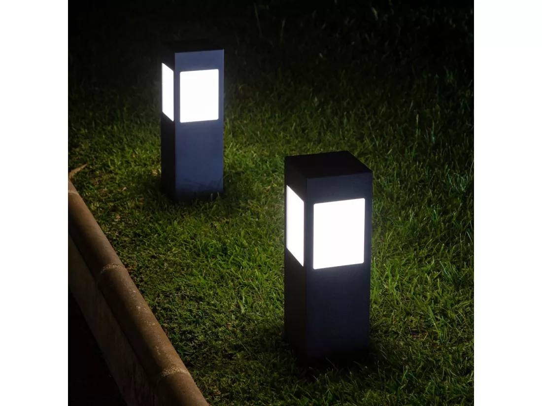 Balise LED Solaire Extérieure en Saillie sur Pied 40cm Kenya avec Détecteur de Mouvement Radar 4000K Blanc neutre