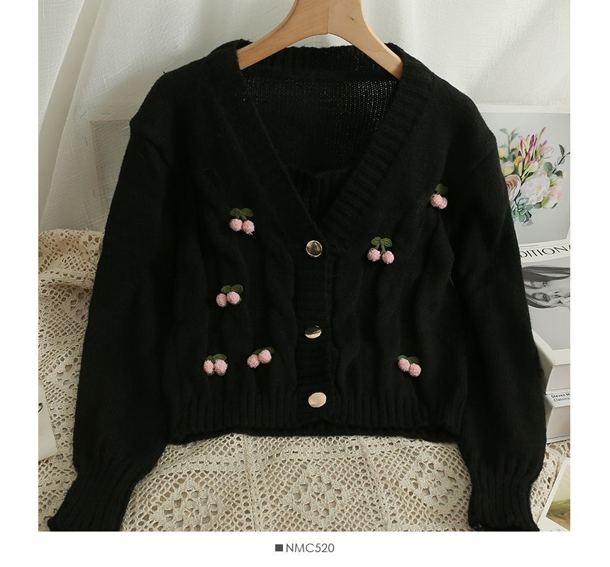 Lemongrass - Set: geribbelde crop top + cardigan met kersenaccent