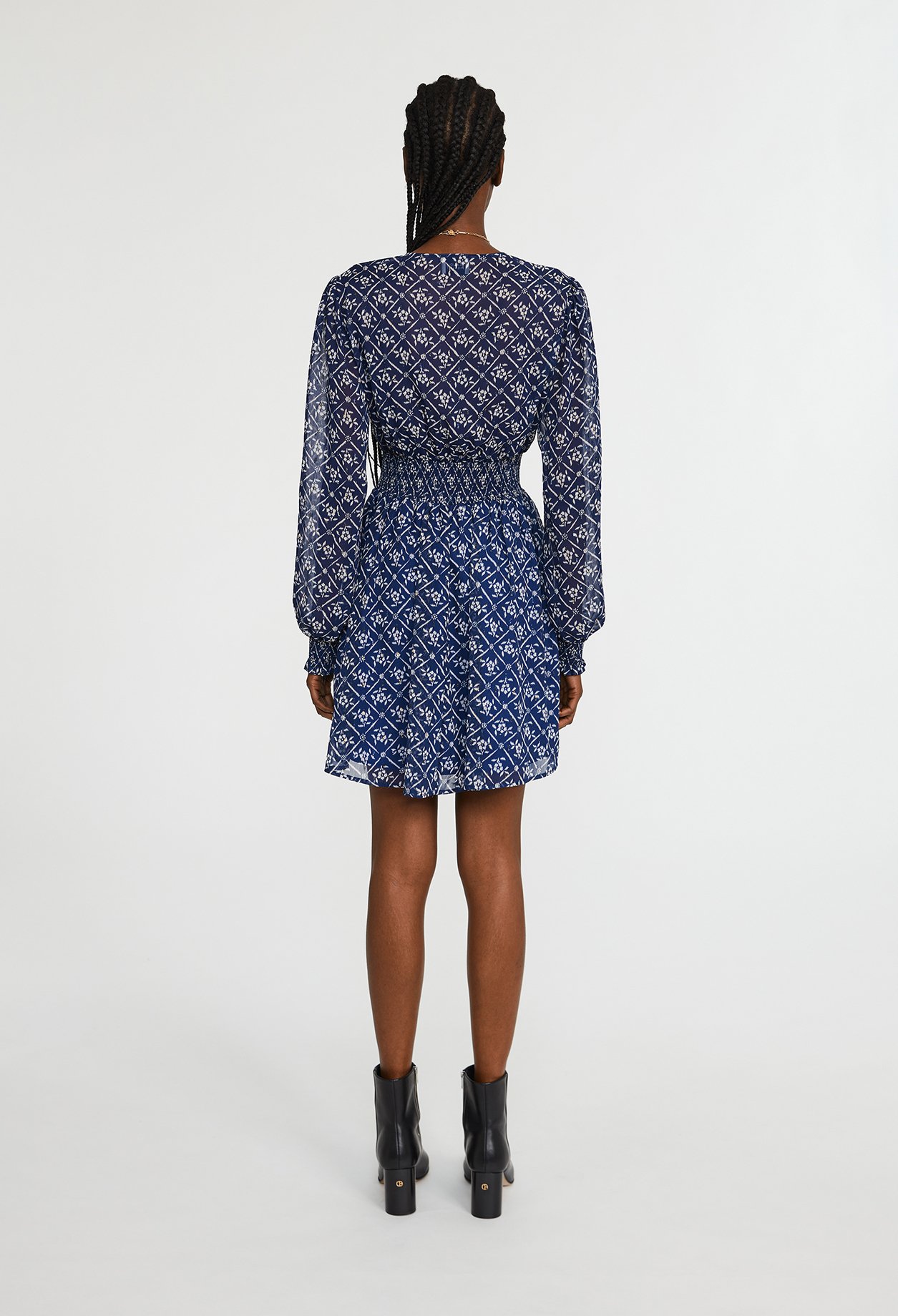 Robe courte &agrave; motif floral