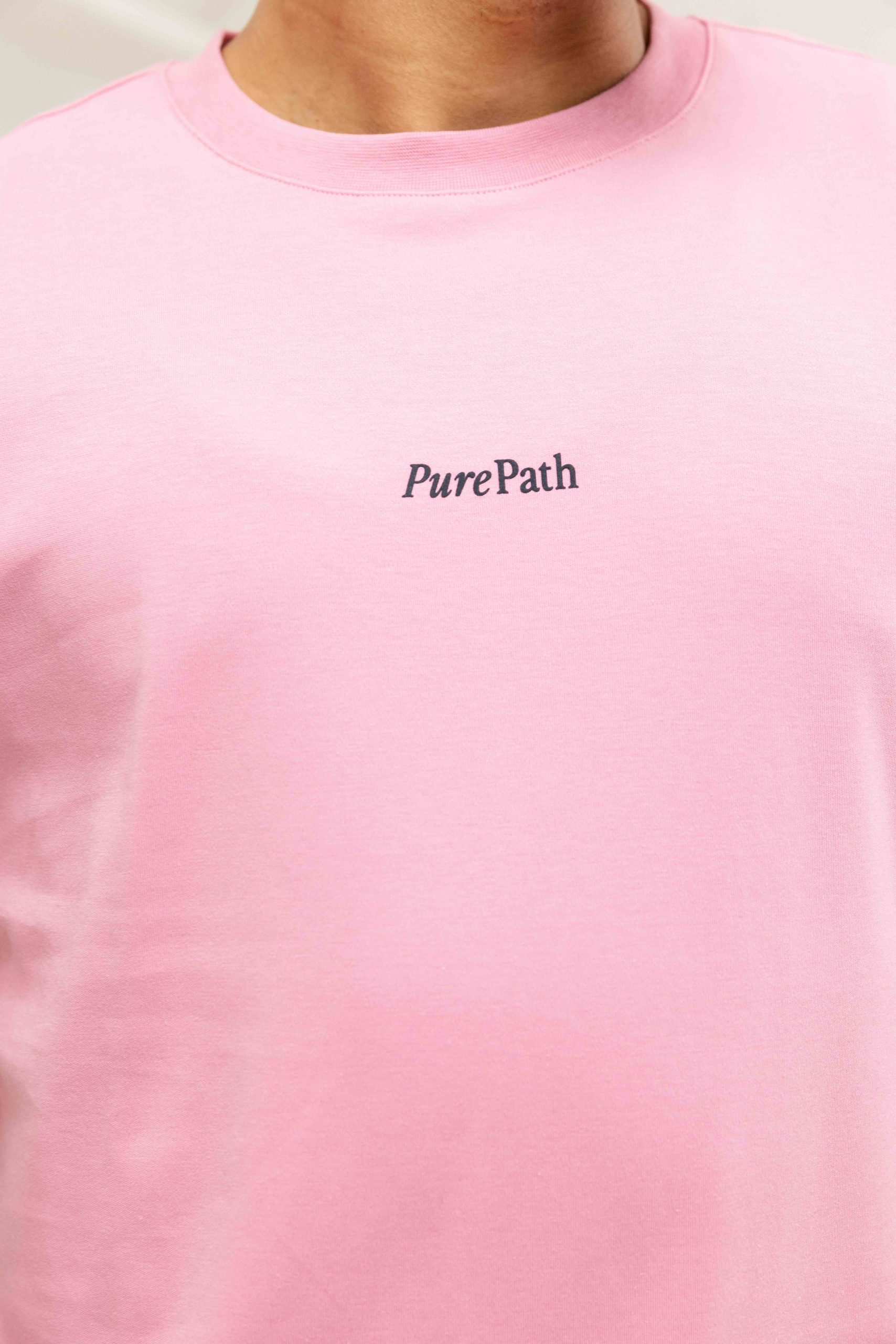 Pure Path Bold Emblem T-Shirt Heren Roze
