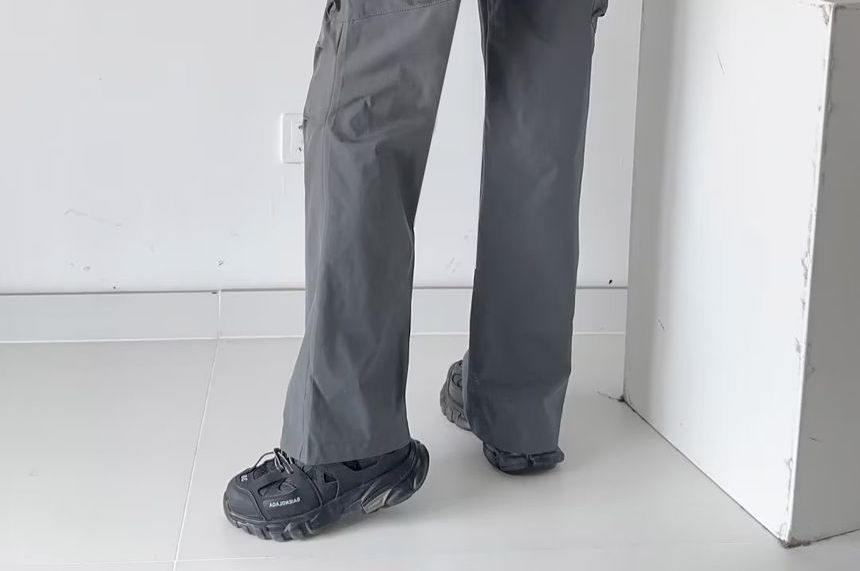Osion - Hoge taille effen wijde cargobroek