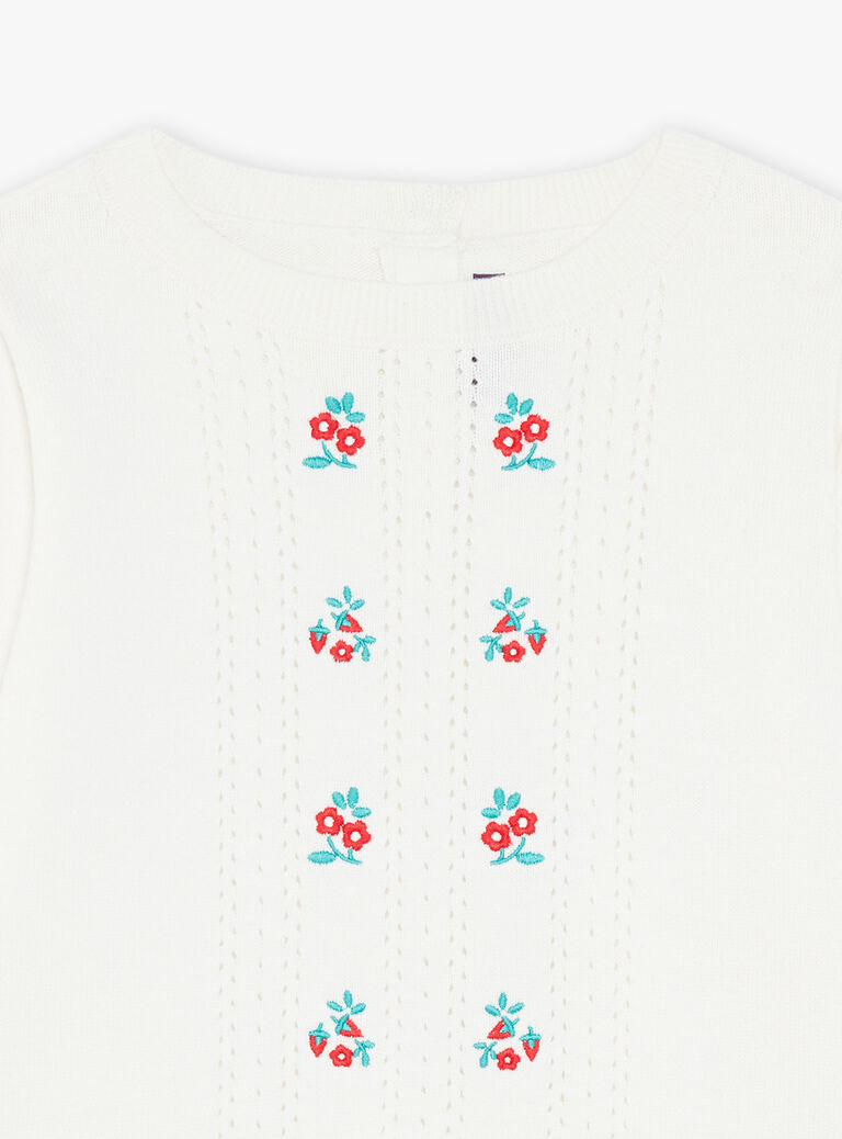 Pull écru ajouré à broderies fleuries et fraises