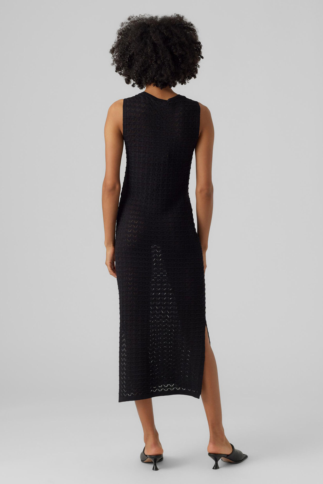 Vestido midi sem mangas de crochê - Preto