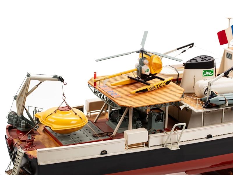 Billing Boats Bausatz Forschungsschiff Calypso, 940 mm 1:45 Vorbildgetreuer Ozeanforschungsschiff Modellbausatz