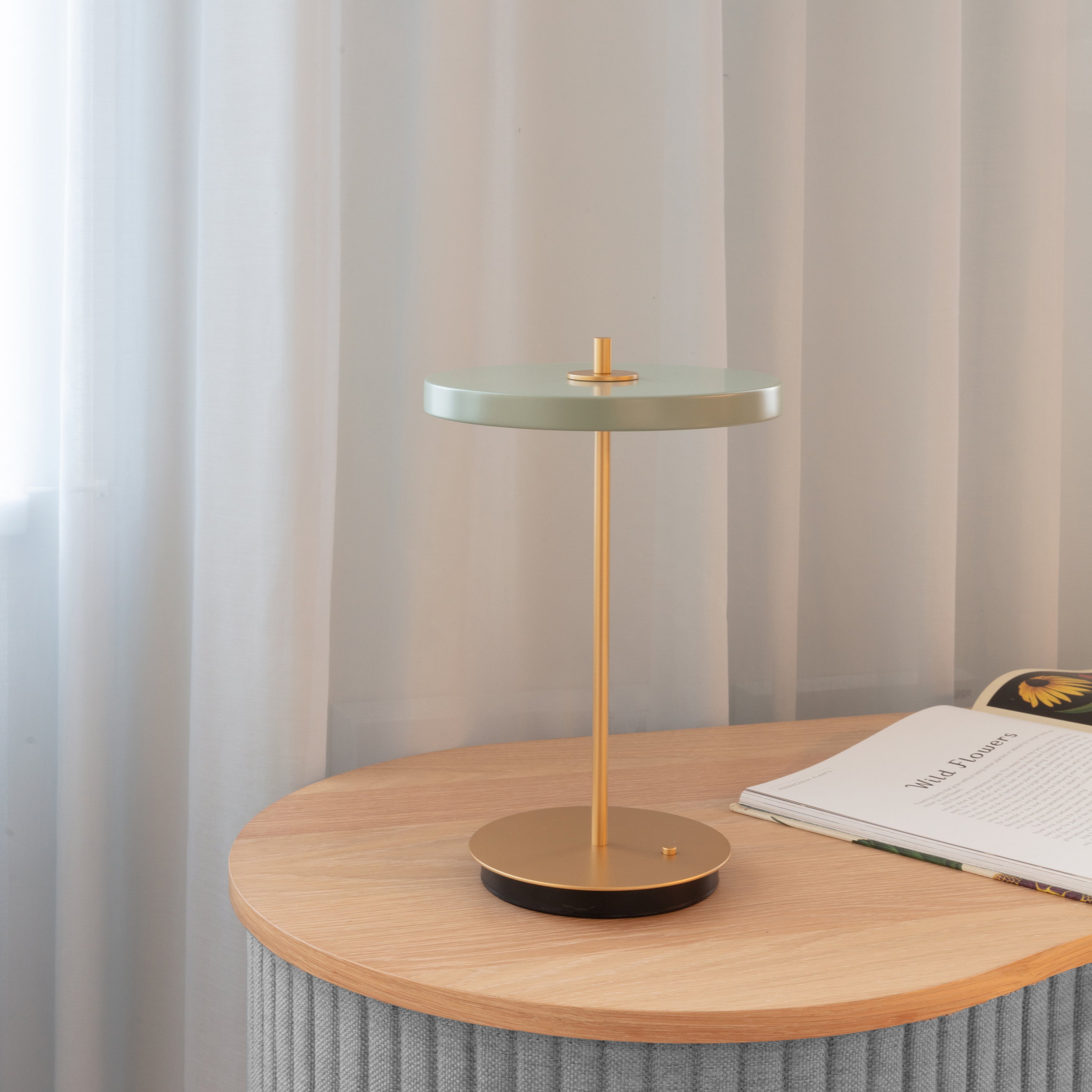 Umage Asteria Move Tafellamp - Nuance Olive