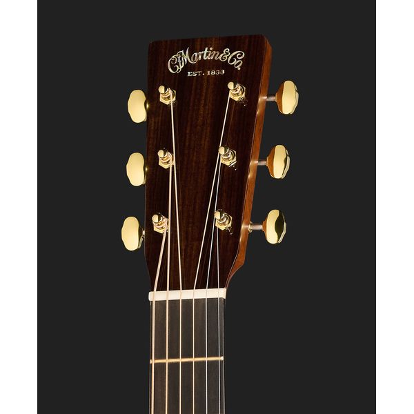 Martin Guitar 000-18 Modern Deluxe