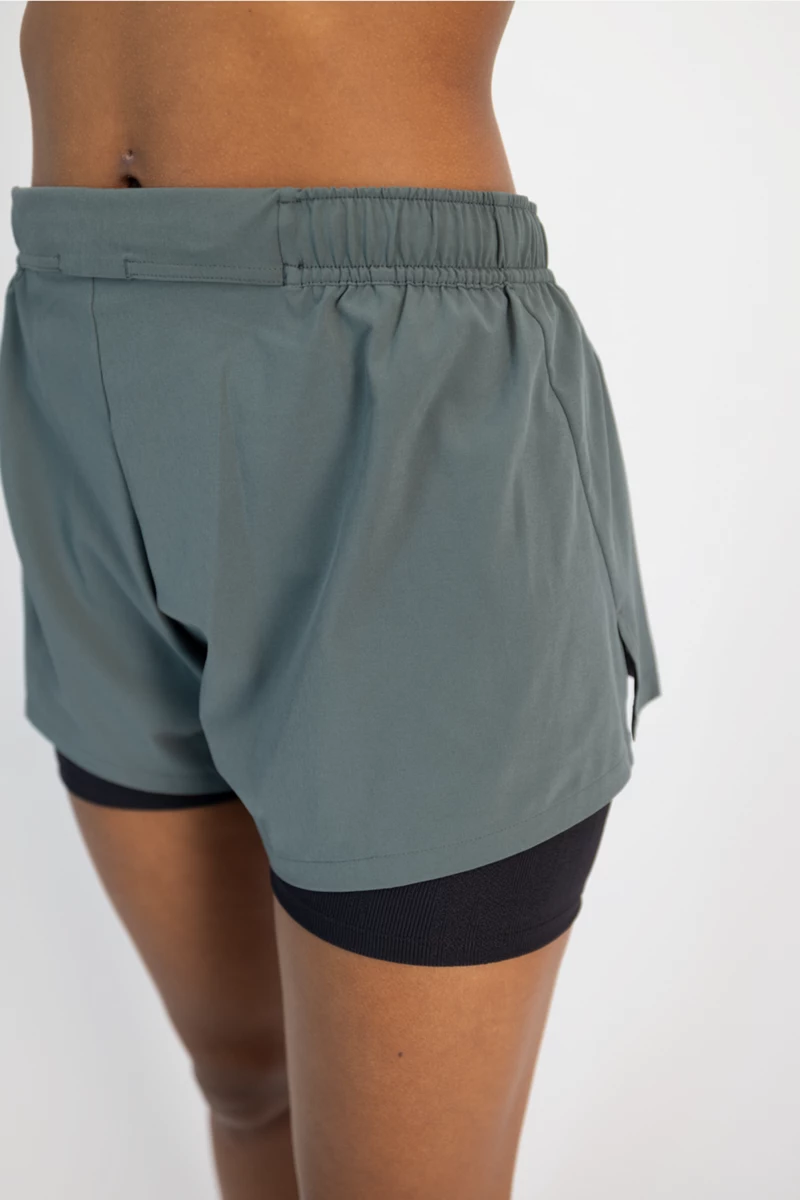 ON Pace 2in1 Damen Short
