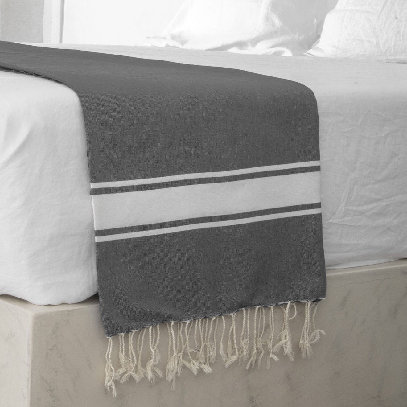 Febronie Nappe 100% Coton 200 g/m² Saint-Tropez gris moyen/blanc