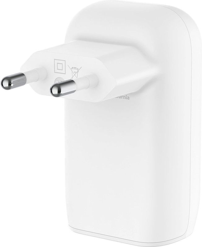 Belkin - Boost Charger - USB-Lader - Wit - 67 W - Drie Poorten