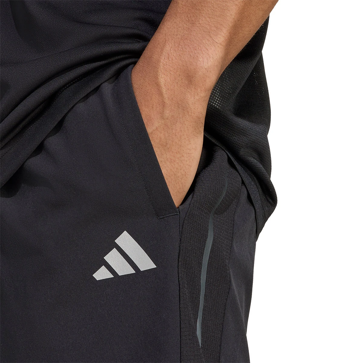 Calções adidas Tech App Gfxsho