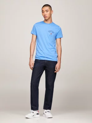 Camiseta Varsity com Logo Arqueado e Corte Slim