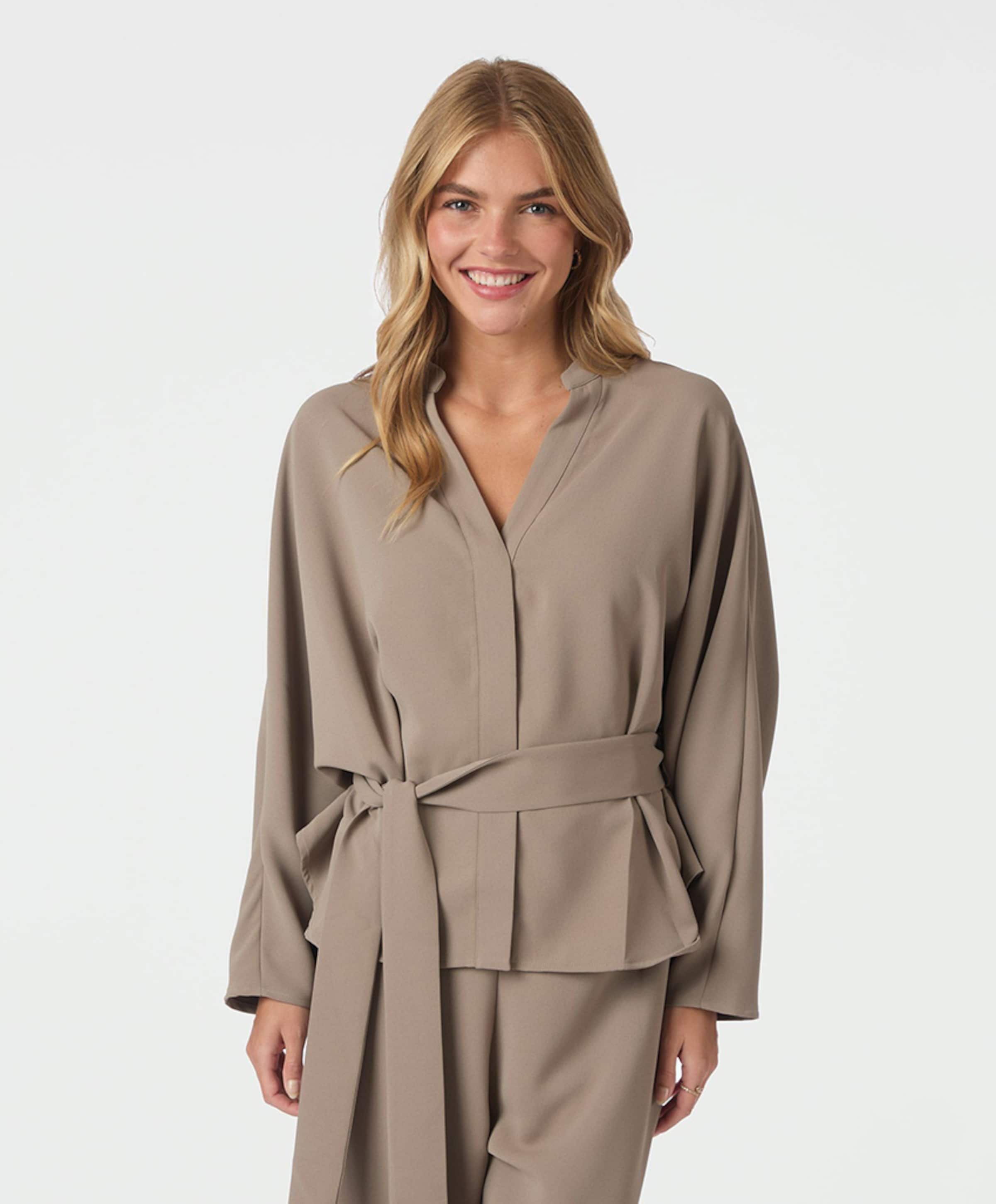 Neo Noir Dames blouse beige
