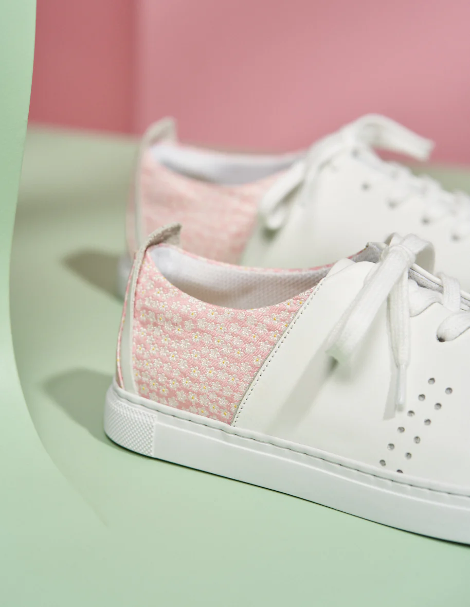 Baskets basses Renée - Cuir blanc et jacquard floral rose
