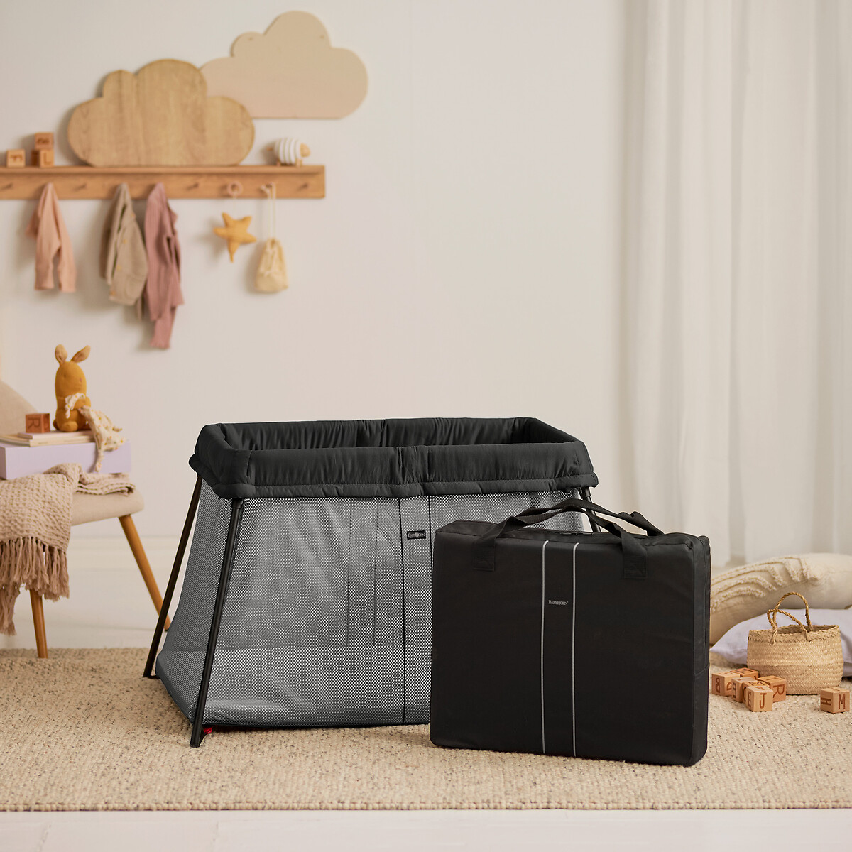 BABYBJORN<br>Reisbed light