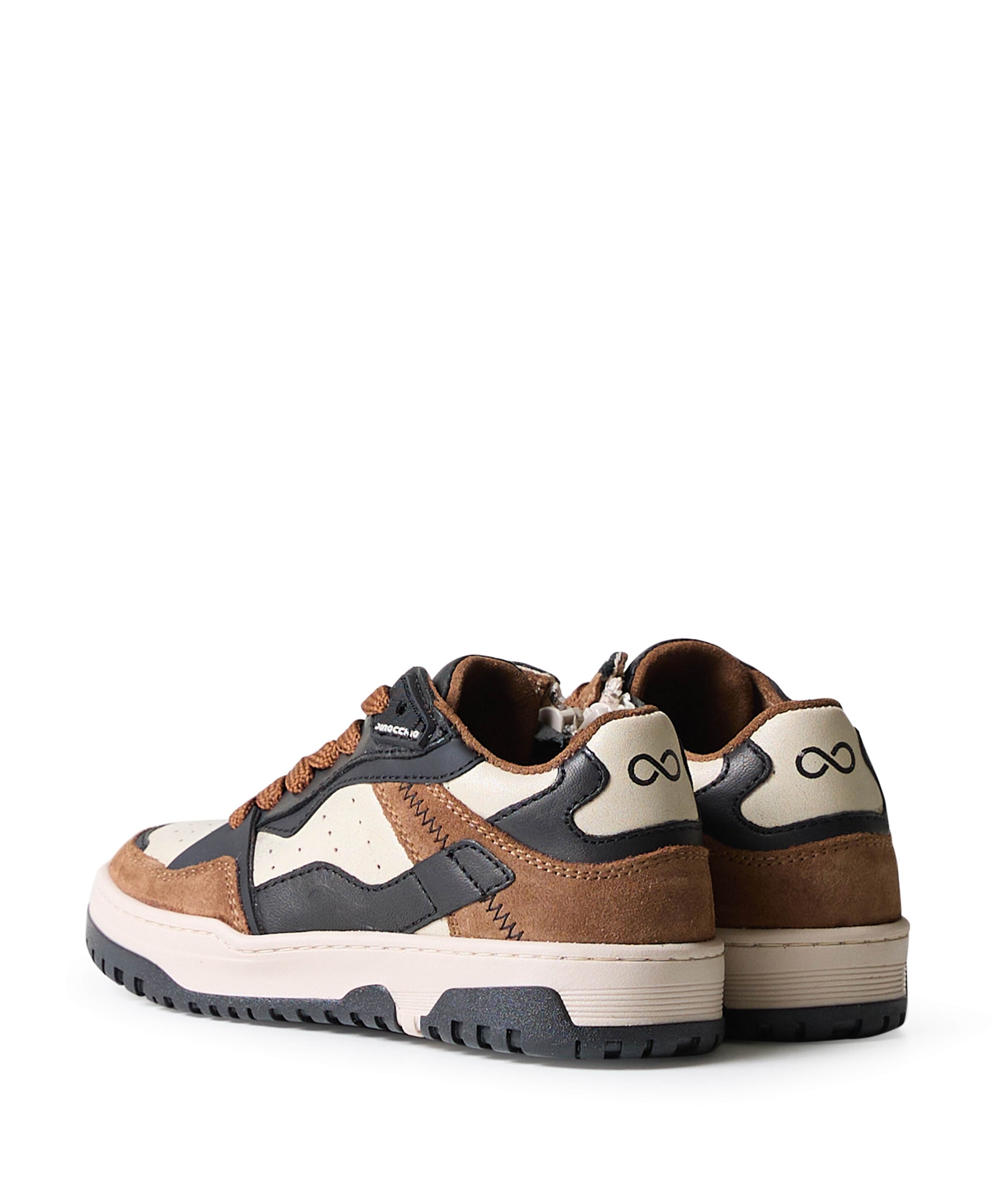 Pinocchio jongens sneakers bruin