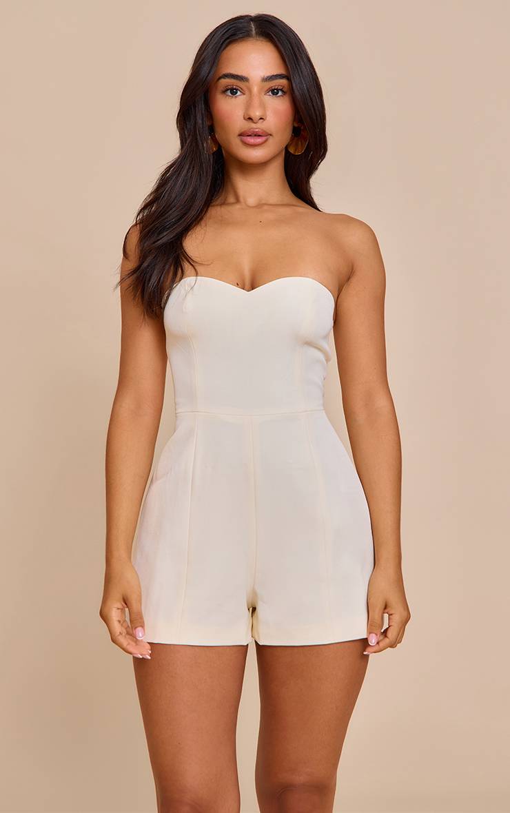 Crème Combi-short Tissé Petite À Encolure Cœur Avec Détails