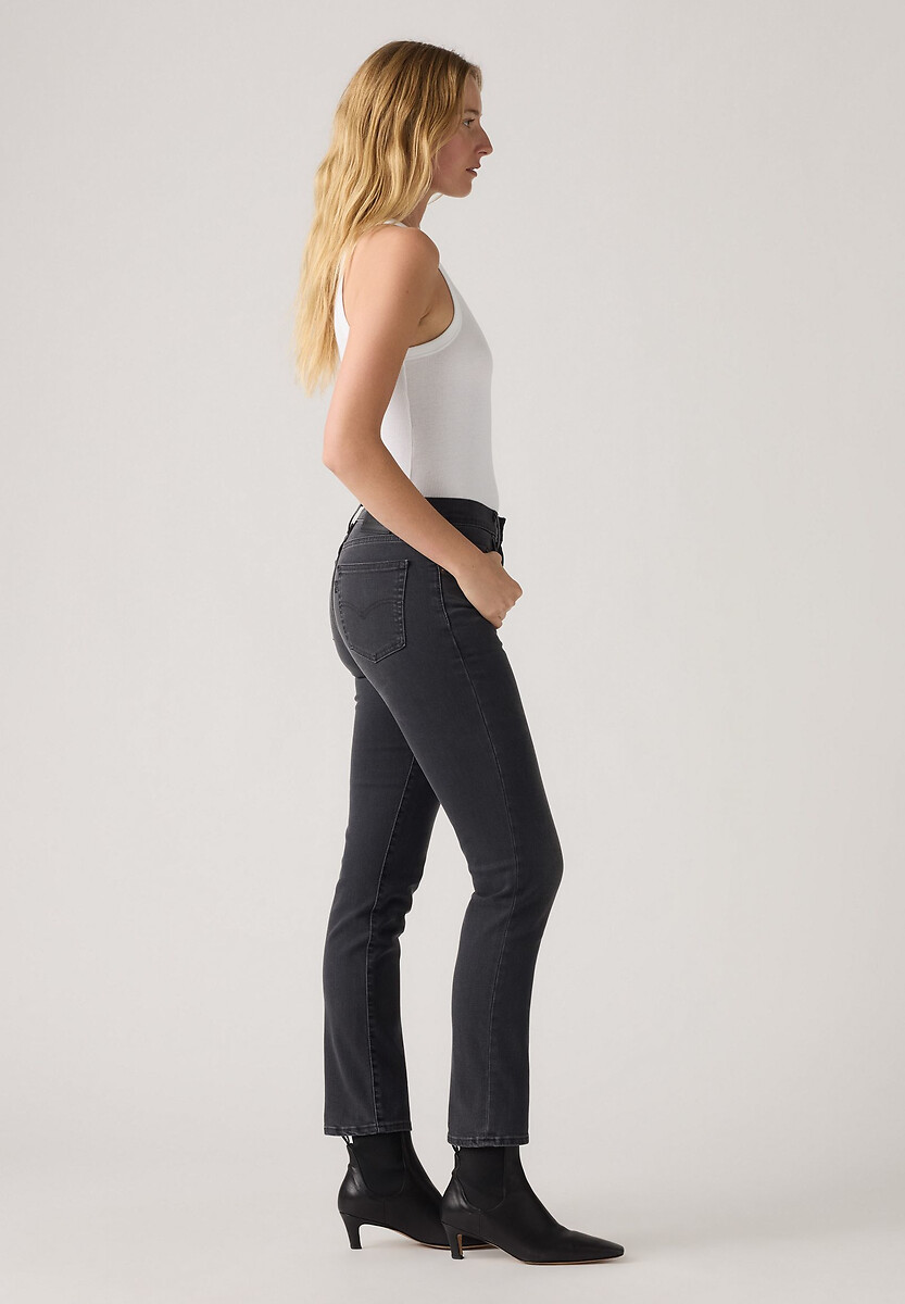 Calça jeans Levi's 724 de cintura alta e corte reto.