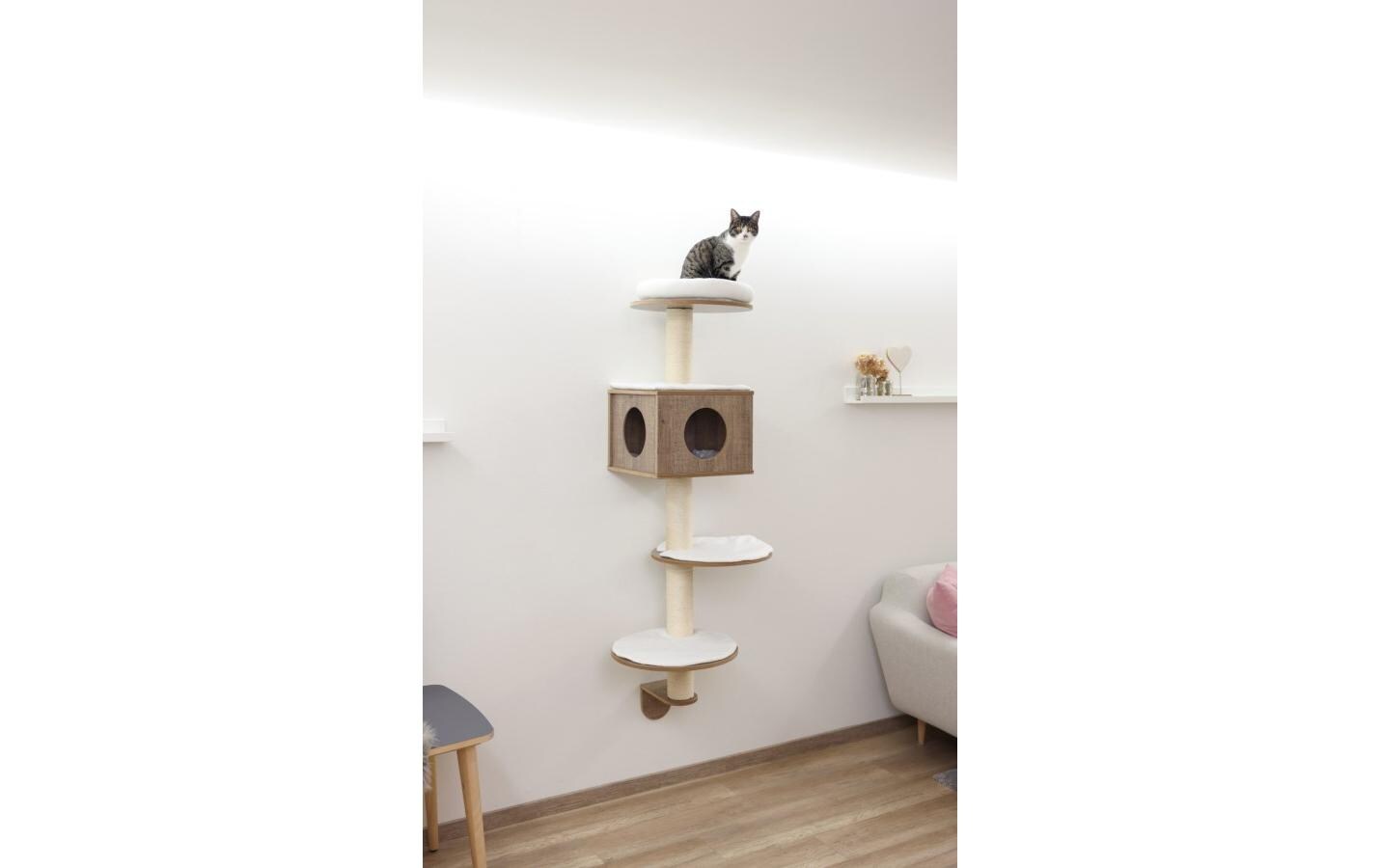 Kratzbaum Dinari 167 cm, Braun/WeissWand-Kratzbaum für Katzen