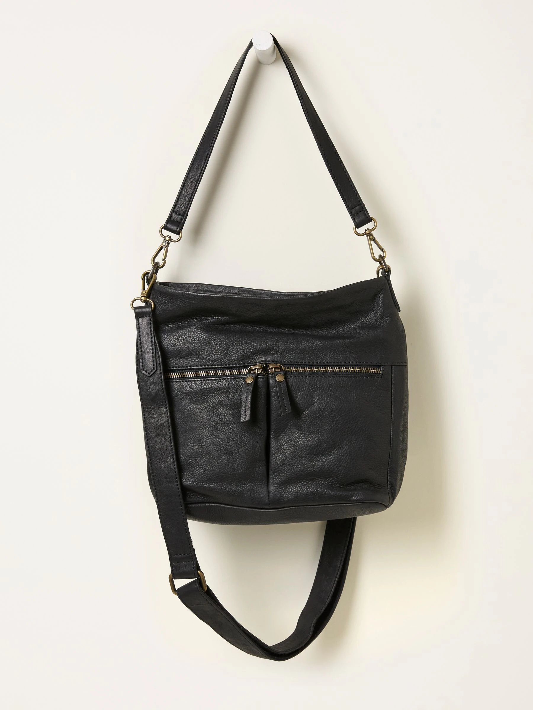 Zwart - FatFace Zip Detail Bag