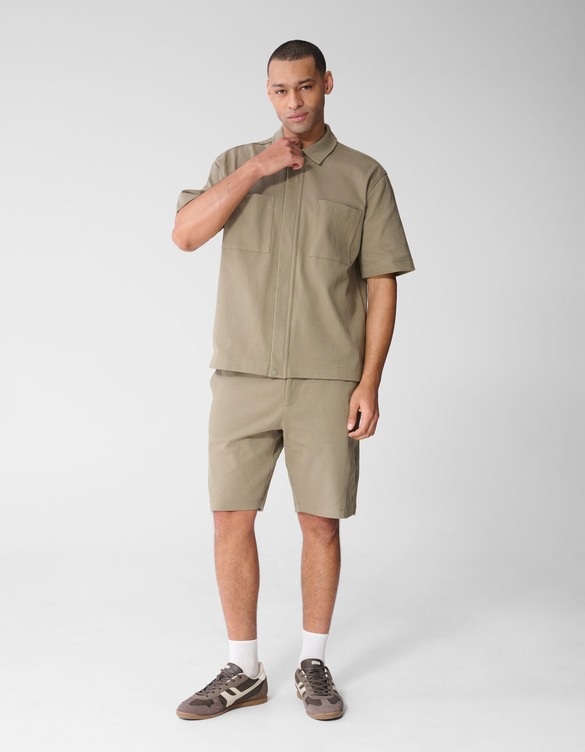 Relaxed Fit Short Khaki