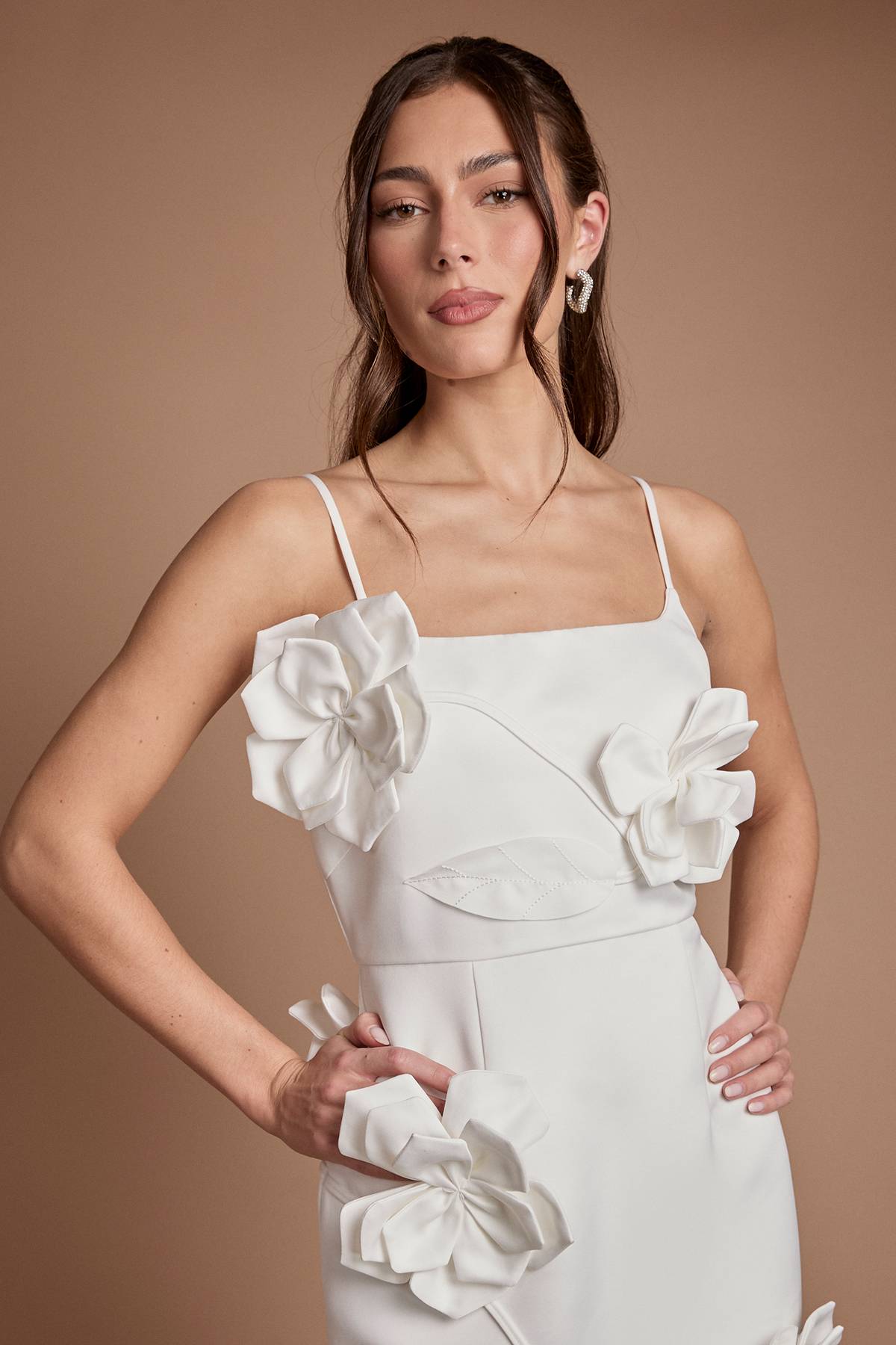Coast Robe De Mariée Fourreau À Corsage Fleuri